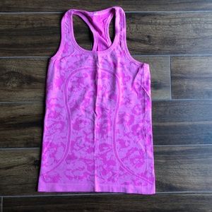 Hot pink lululemon swiftly tank SIZE 4